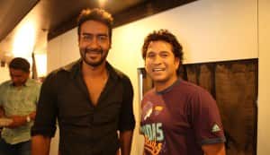Ajay Devgn bumps into Sachin Tendulkar at Mehboob Studio!