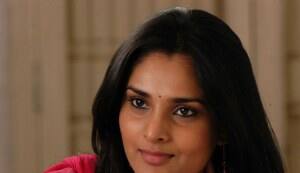 Divya gets a tattoo!