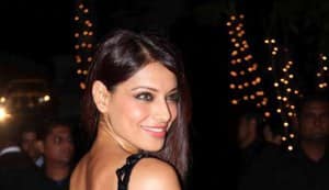 Kareena Kapoor, Priyanka Chopra, Anushka Sharma, Sunny Leone: Who’s got the sexiest back?