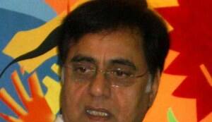 Bollywood mourns the passing away of Jagjit Singh