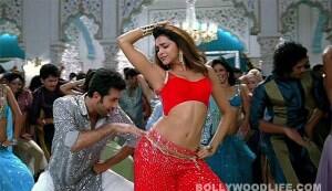 Dilliwaali girlfriend song from Yeh Jawaani Hai Deewani: Ranbir Kapoor and Deepika Padukone heat up the dance floor!