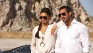 Did Deepika Padukone cheat on John Abraham?