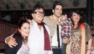 Zayed Khan plays favourites!