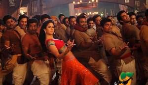 Katrina Kaif’s Chikni Chameli hotter than Kareena Kapoor’s Fevicol se: BollywoodLife Awards 2012