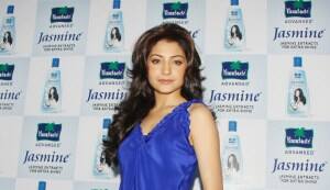 Anushka Sharma denies dating Arjun Kapoor