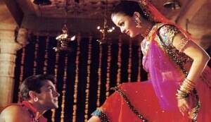 Salman Khan-Aishwarya Rai Bachchan beat the drums!