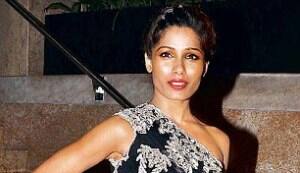 Deepika Padukone and Sonam Kapoor’s favourite designer Naeem Khan makes his Lakme Fashion Week 2013 debut