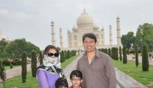 Madhuri Dixit visits the Taj Mahal, in disguise!