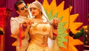 Dabangg 2 new poster: Do Salman Khan-Sonakshi Sinha finally kiss and make up?