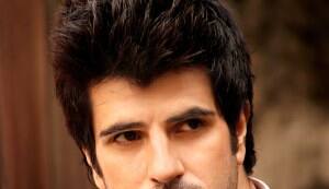 Rufy Khan: My friends say I resemble Akshay Kumar!