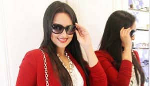 Sonakshi Sinha off to Paris Fashion Week