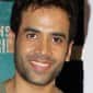 Tusshar Kapoor gets&nbsp;serious
