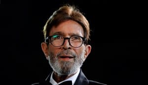 Rajesh Khanna finds support in family as his health deteriorates