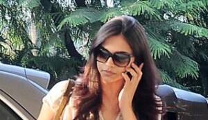 Shahrukh Khan and Deepika Padukone head to Goa!