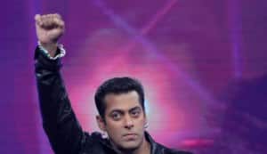 Bigg Boss 5: Salman Khan defends Pooja Bedi