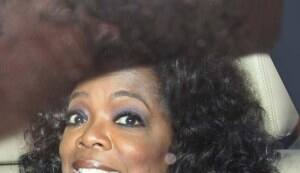 Oprah Winfrey welcomed by Aishwarya Rai, Amitabh Bachchan and Shahrukh Khan