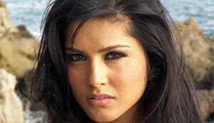 Did Mahesh Bhatt plant Sunny Leone in ‘Bigg Boss 5′ house?