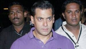 Salman Khan backs off from Arjun Kapoor