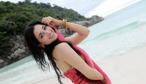 Call to ban Tamannaah, not Ram Charan Teja?