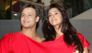 Mallika Sherawat and Vivek Oberoi launch the first look of ‘Kismet Love Paisa Dilli’