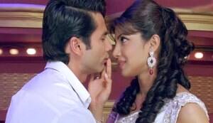 TERI MERI KAHAANI song: Jab se mere dil ko uff