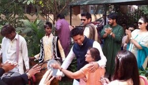 Mohit Suri dances with his grandma on his wedding day!