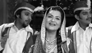 DAVID song Dama dam mast kalandar: Sarika oozes charm in this Rekha Bhardwaj number