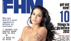 Veena Malik goes nude!