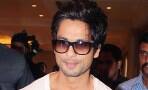 Shahid Kapoor apes Shammi Kapoor