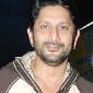 Arshad Warsi to wield the&nbsp;megaphone