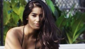Poonam Pandey goes nude for Sachin Tendulkar