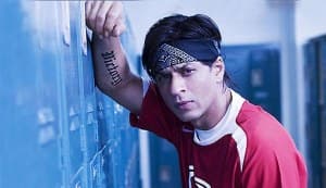 Shahrukh Khan switches from cricket to soccer!