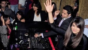 When Priyanka Chopra turned DJ for Mumbaikars: View pics!