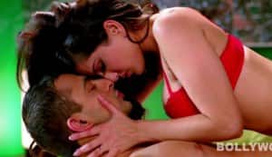 Jism 2: Sunny Leone strips again. This time for Arunoday Singh!
