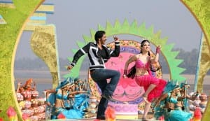 Is Naino mein sapna from Himmatwala comparable to the original song?: Watch video