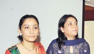 Sanjay Dutt’s wife Maanyata and sister Priya visit him in Arthur Road Central Jail