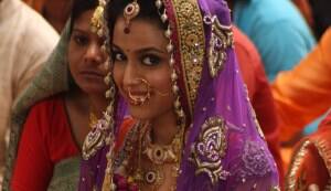 Swara Bhaskar: Shahrukh Khan kissed me, made my day
