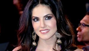 Have you seen Sunny Leone’s first item song, Laila teri le le gi?: Watch video