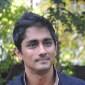 What is the story of Siddharth’s Theeya Velai Seyyanum&nbsp;Kumaru?