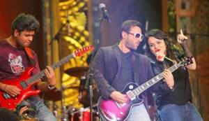Saif Ali Khan, Rekha, Dia Mirza, Dhanush, Aditi Rao at Radio Mirchi Music Awards