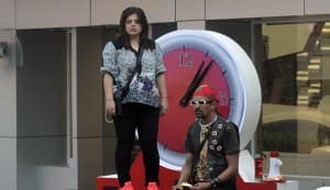 Bigg Boss 6: Rajev Paul pacifies Delnaaz Irani after a showdown with Urvashi Dholakia