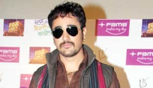 Imran Khan promotes Matru Ki Bijlee Ka Mandola in mamu Aamir Khan’s style!