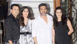 Shilpa Shetty-Raj Kundra play host to Shane Warne-Elizabeth Hurley