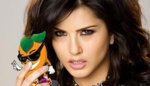 BollywoodLife Awards 2012: Sunny Leone voted Best Female Debutante of the year!