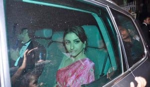 Saif Ali Khan-Kareena Kapoor wedding pics: Manish Malhotra gives us a sneak peek!