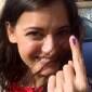B-towners Dia Mirza, Priyanka Chopra ask people to&nbsp;vote