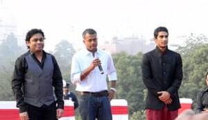 AR Rahman enthralls with ‘Hosanna’ at Taj Mahal