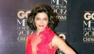 Navratri Special: When Deepika Padukone, Vidya Balan, Gauri Shinde donned red!