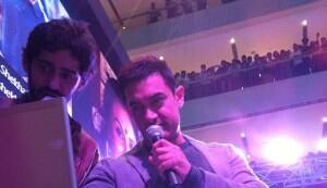 Aamir Khan promotes Talaash on Windows 8