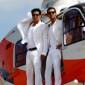 John Abraham looks up to Akshay&nbsp;Kumar